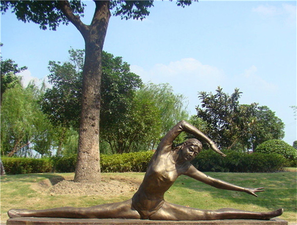 鑄銅運動雕塑.jpg 鑄銅運動雕塑.jpg