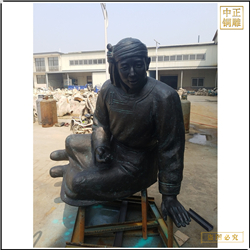 鑄銅關公 坐著的男孩人物雕塑