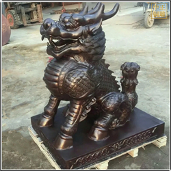 鑄銅關(guān)公 室外景觀銅麒麟雕塑