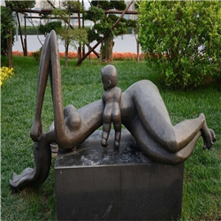 公園母愛(ài)雕塑 公園母愛(ài)雕塑